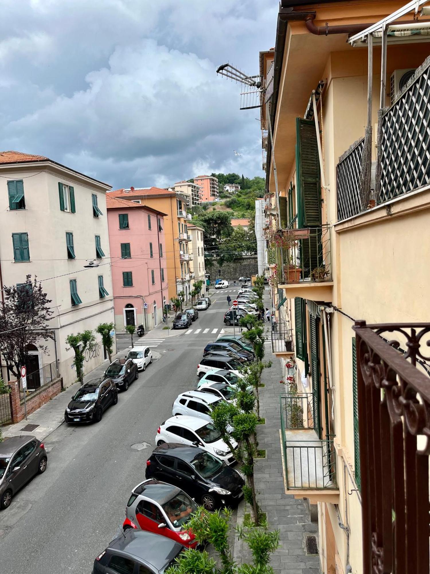 Ca Nell'Umbertino - A 150 Mt Dalla Stazione La Spezia Kültér fotó